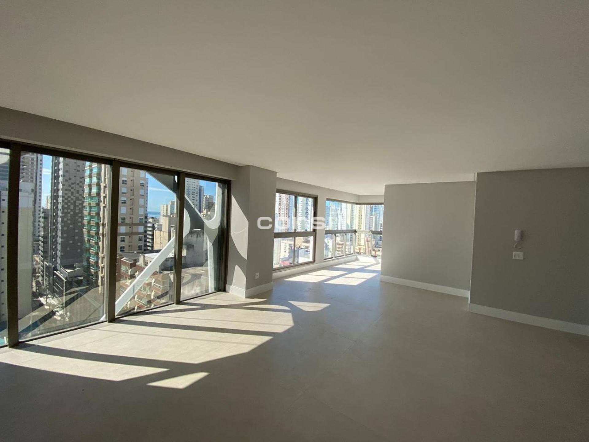 Apartamento no Centro de Balneário Camboriú